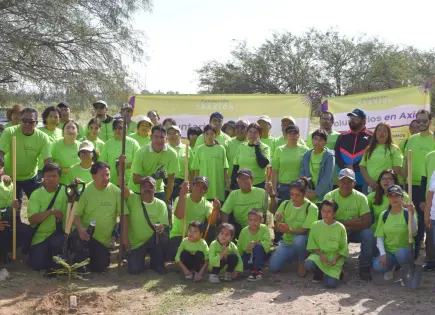 LiPU by Traxión y Fundación Traxión en jornada de voluntariado reforestan áreas verdes en San Luis Potosí