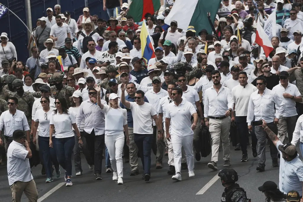 Protestas masivas en Ecuador contra políticas de Daniel Noboa