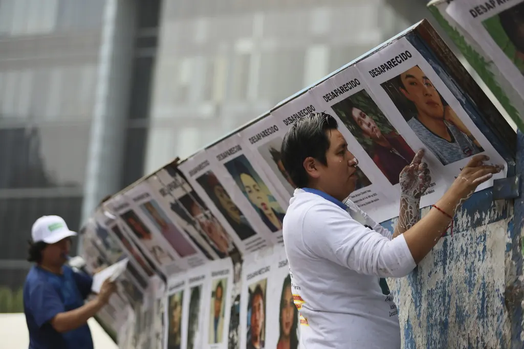 Exfiscal asume la tarea de buscar a los más de 133 mil desaparecidos de México