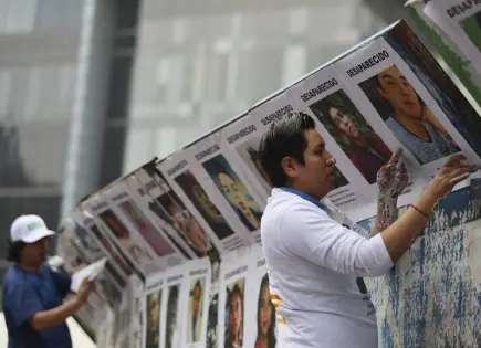 Exfiscal asume la tarea de buscar a los más de 133 mil desaparecidos de México