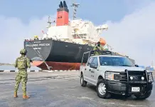 Tercer marino se&ntilde;alado de huachicol fiscal, teme por su vida