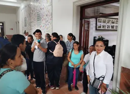 Padres del Ponciano Arriaga buscan apoyo del alcalde Medina