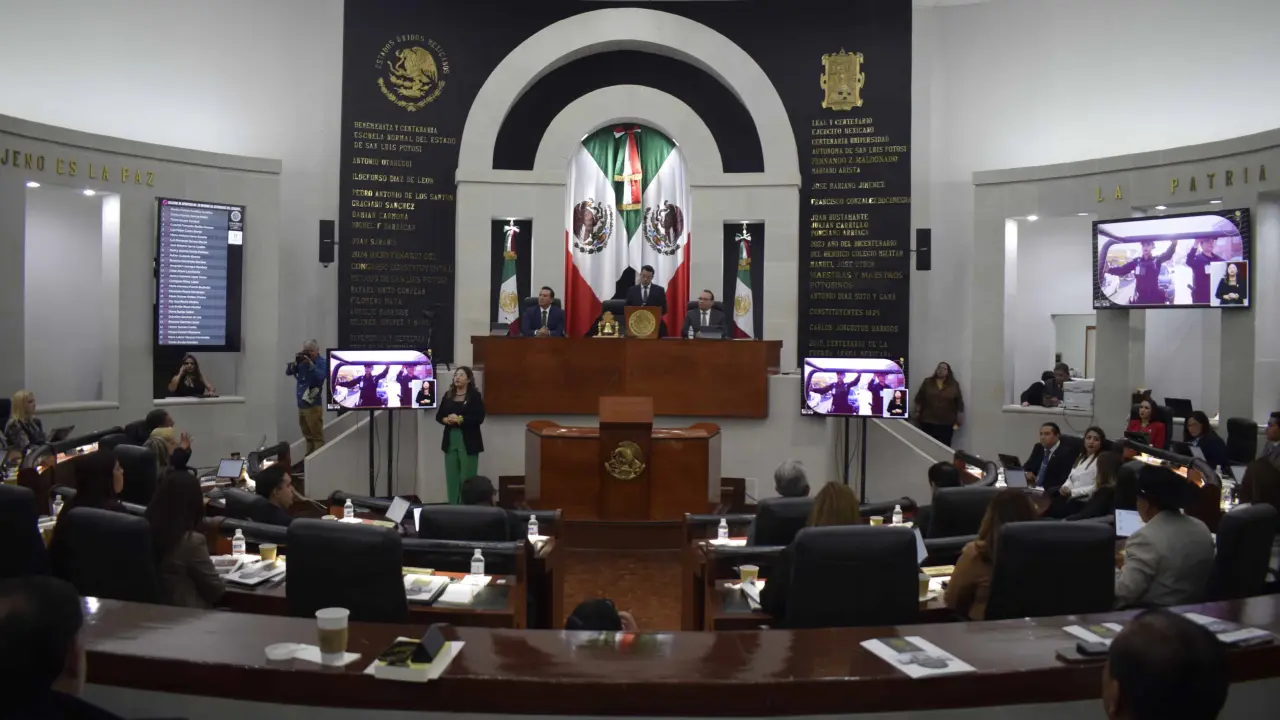 Informe de Congreso, más ceremonial que analítico