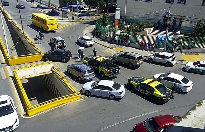 Con atraso inician cruces viales seguros