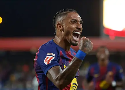 Raphinha regresa al once y regala el liderato al Barça