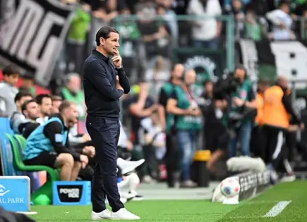 Cesa Moenchengladbach a su director técnico