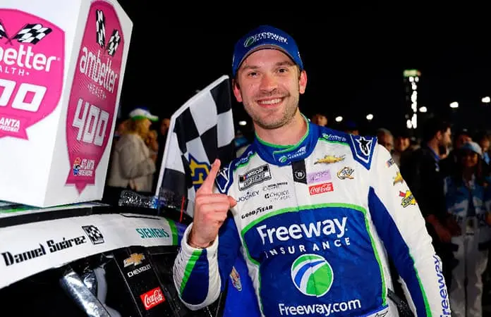 Correrá mexicano en NASCAR Cup