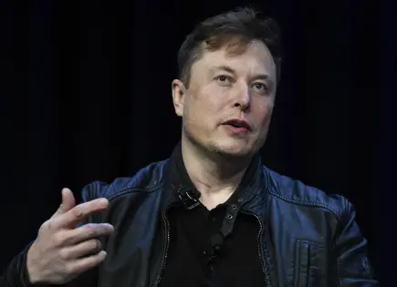 Elon Musk impulsa acciones de Tesla con compra millonaria