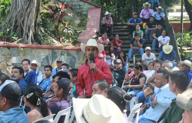 Exigen indígenas que se prorrogue entrega de trabajos