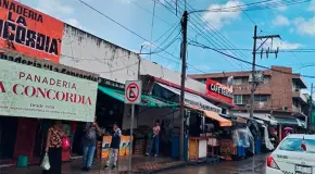 Maleantes intentan extorsionar a los locatarios