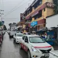 Provoca caos vial el cierre de calles