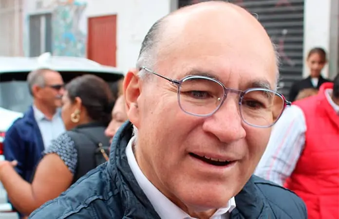 Fui invitado a un evento institucional,dice Galindo