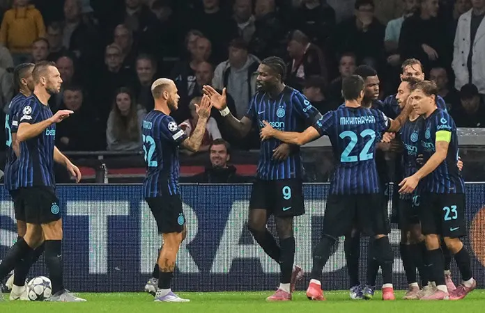 Inter amarga estreno del Ajax en Champions