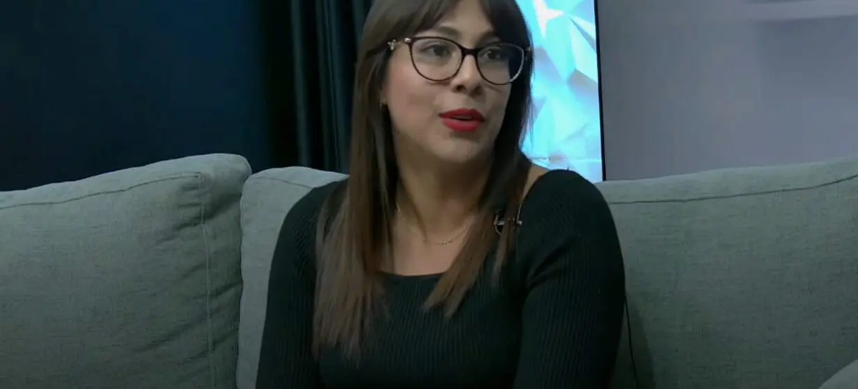 Gaby López Torres durante entrevista con Pulso Online