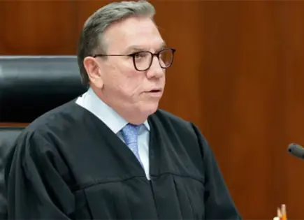 Javier Laynez cuestiona reforma a Ley de Amparo de Claudia Sheinbaum