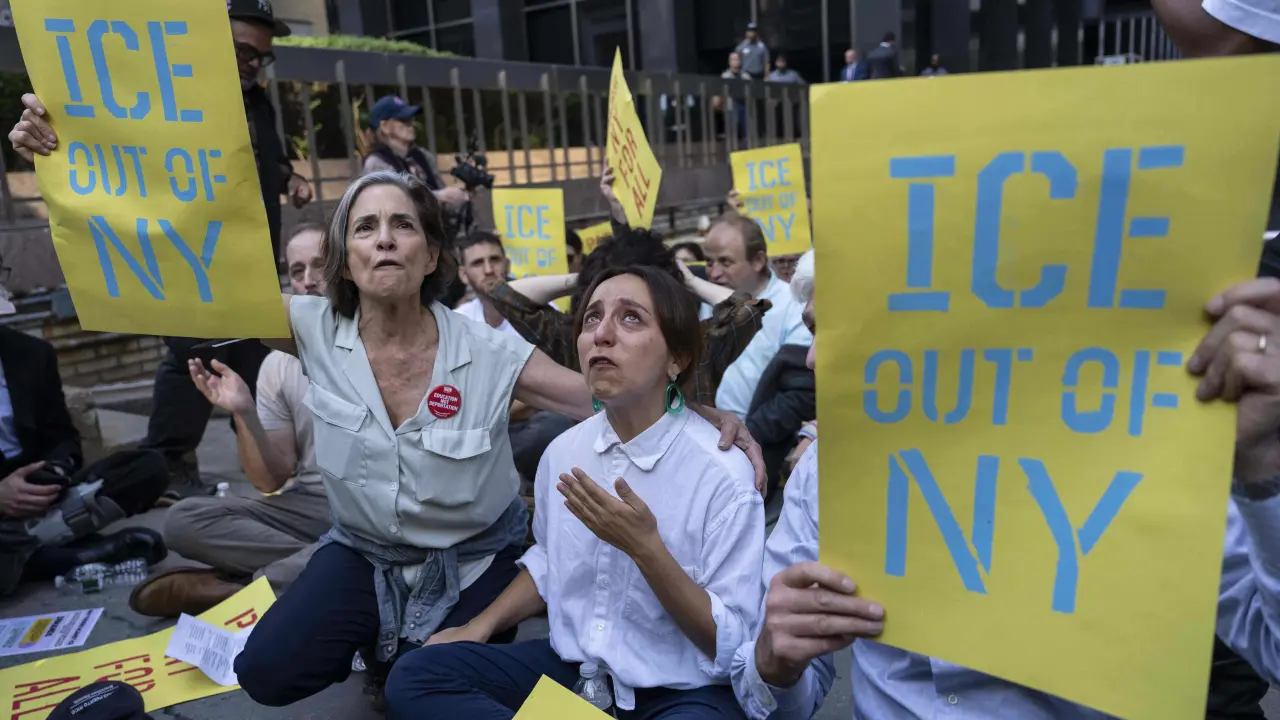 Juez federal extiende orden judicial para mejorar trato a detenidos en Nueva York