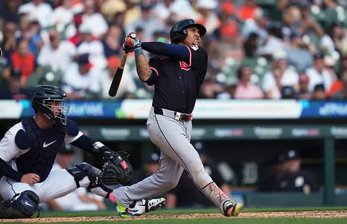 Los Guardianes barren a Tigres