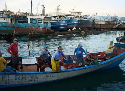 Ataca ejército de EU embarcación