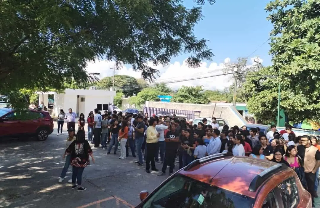 Con simulacros recuerdan temblor que sacudió al país