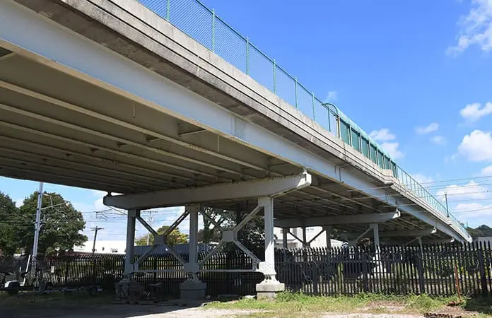 Sismo de 6.1 deja daños dispersos en Papúa