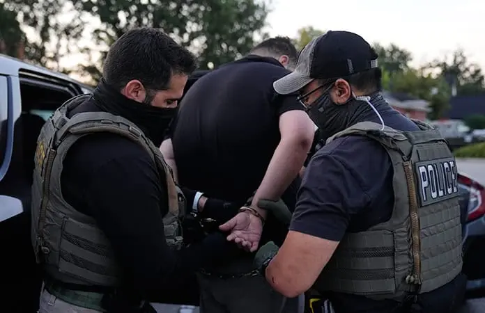 Claudia Sheinbaum condena redadas en Estados Unidos