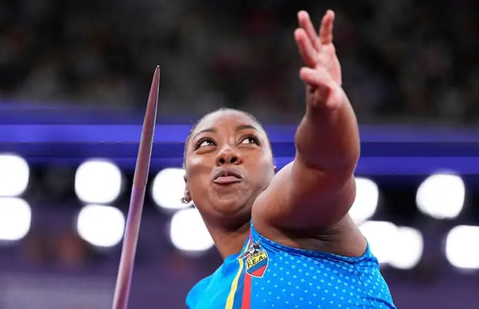 Ecuatoriana es oro en jabalina