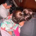 Se adelanta parto a mujer en un carro