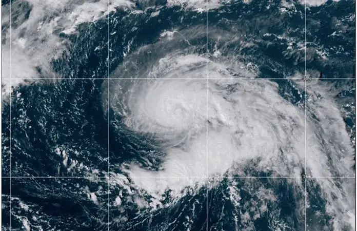 Gabrielle se convierte en huracán