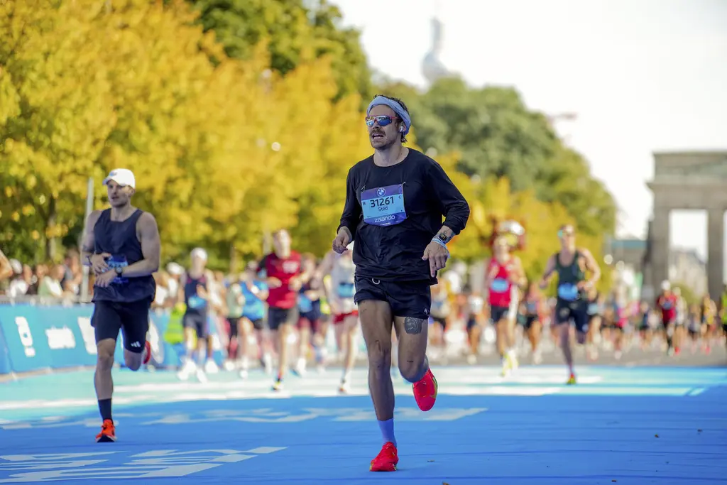 Harry Styles se destaca en el Maratón de Berlín