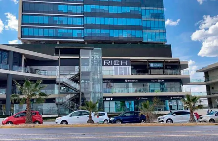 Multan a Contraloría por negar expedientes de caso Rich