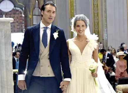 ANA PAU & JUAN CARLOS SOBRIOS ESPONSALES ANA PAU & JUAN CARLOS SOBRIOS ESPONSALES