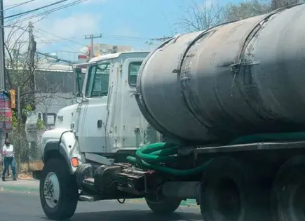 Ricardo Monreal y Efraín Morales delinean ruta de reformas contra huachicol de agua