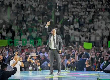 Gallardo rinde su cuarto informe ante miles en la Arena Potosí