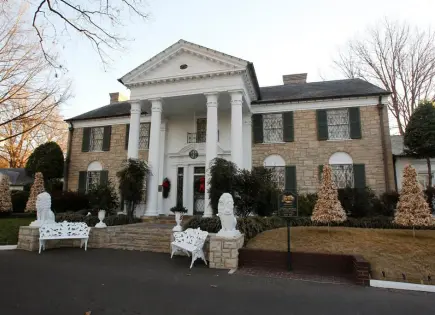 Mujer de Missouri será sentenciada por intentar vender Graceland de Elvis Presley Mujer de Missouri será sentenciada por intentar vender Graceland de Elvis Presley