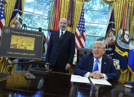 Trump impone cuota de 100 mil dólares a visas H-1B