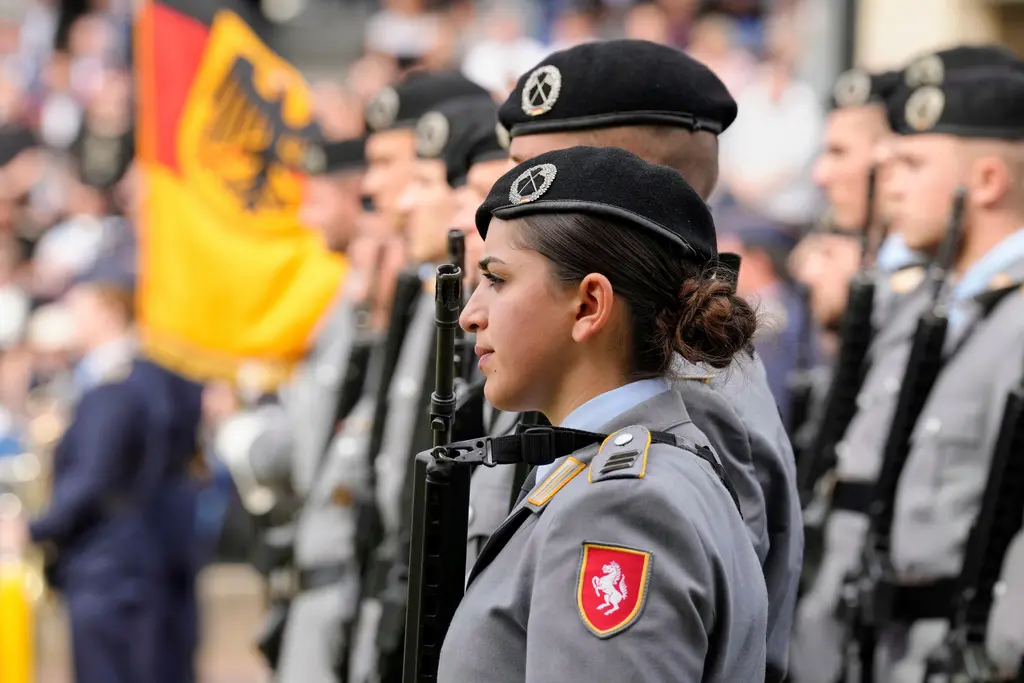 Alemania fortalece su Ejército con millonaria inversión