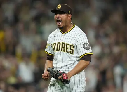 Padres aseguran un lugar en los playoffs Padres aseguran un lugar en los playoffs