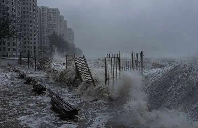 Ragasa azota sur de China y Hong Kong