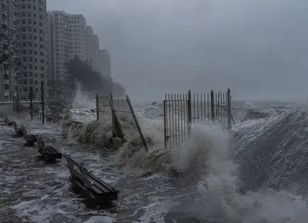 Ragasa azota sur de China y Hong Kong Ragasa azota sur de China y Hong Kong