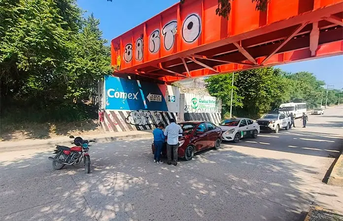 Choque múltiple por alcance, en Valle Alto