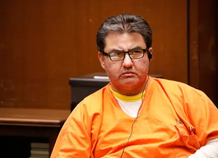 Detienen a 38 personas en México, entre ellas una de EEUU, que integrarían la iglesia Luz del Mundo Detienen a 38 personas en México, entre ellas una de EEUU, que integrarían la iglesia Luz del Mundo