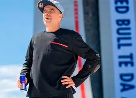 Sandro Dias desafía récord mundial en patineta desde el CAFF de Porto Alegre Sandro Dias desafía récord mundial en patineta desde el CAFF de Porto Alegre