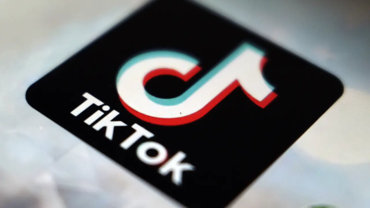 Trump firma orden para acuerdo de TikTok en Estados Unidos