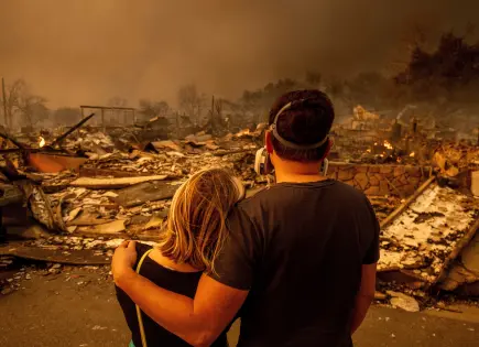 Informe externo critica respuesta a incendios en Los Ángeles