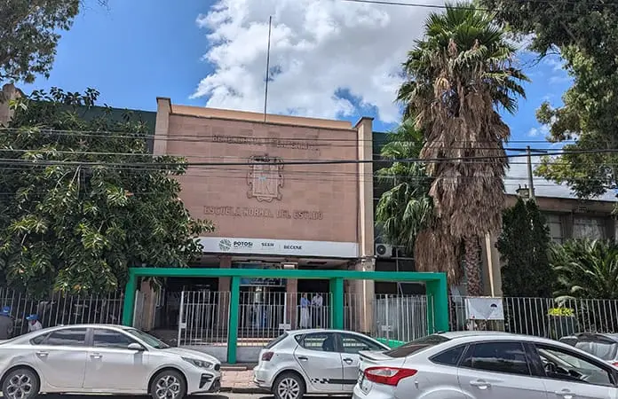 Ofrece Becene nueva maestría y un doctorado