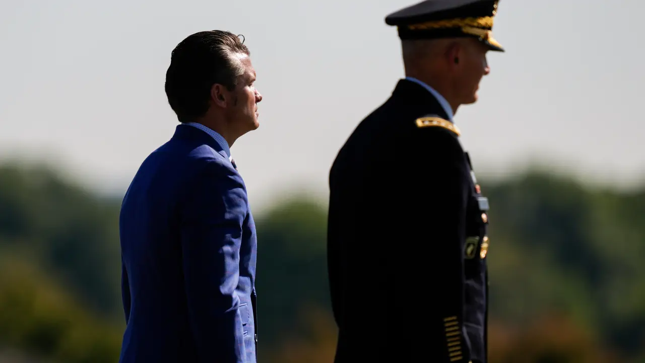 Pete Hegseth convoca a reunión inusual de oficiales militares en Virginia