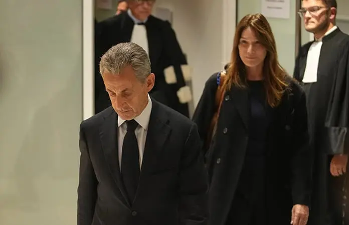 Sarkozy, condenado a 5 años de prisión