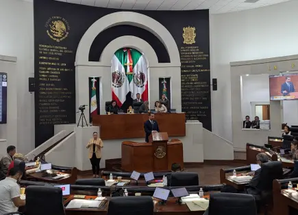 Congreso deja sin efecto inhabilitación a Xavier Nava