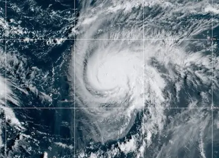 Humberto crece a huracán categoría 3