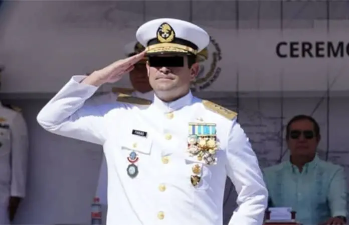 Jueza de Control cita a contralmirante prófugo